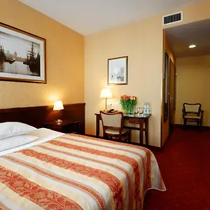 3* Hotell Wolne Old Town